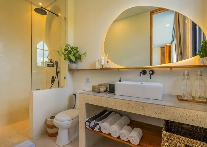 ヴィラ Luxe 4-bedroom - Private Pool & Fast Wi-fi チャングー