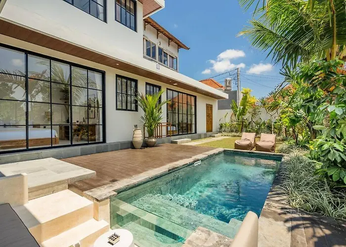 Luxe 4-bedroom - Private Pool & Fast Wi-fi *